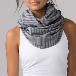 Lululemon Vinyasa Scarf